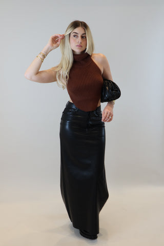LUCA SLEEVELESS KNIT TURTLENECK