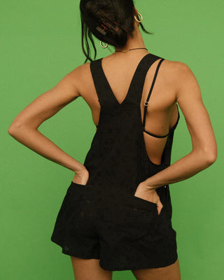 BASIC SHORT EYELET OVERALL